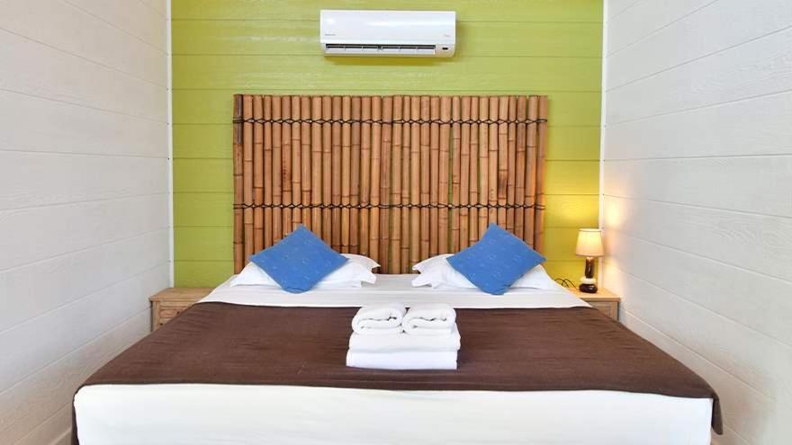 Hotel Le Beaupre Ouvea Bagian luar foto