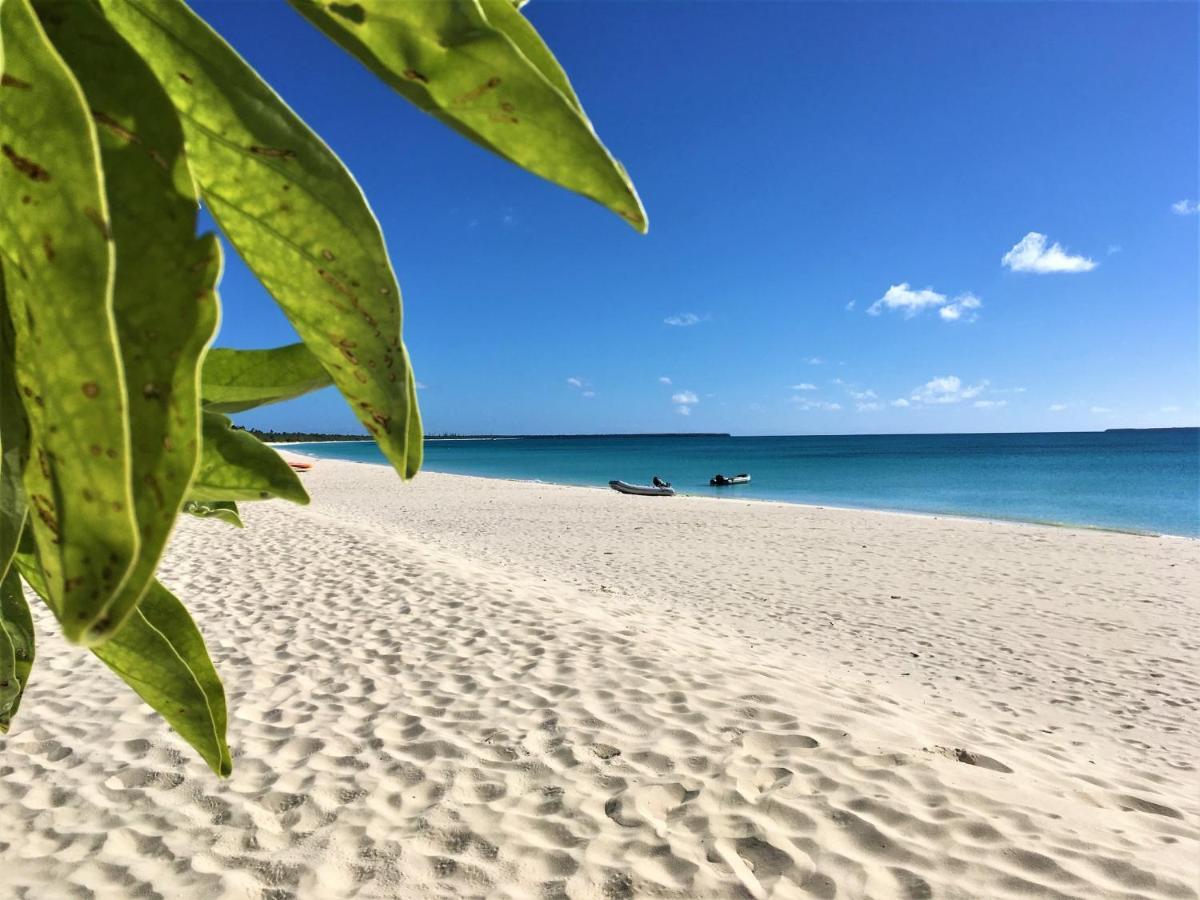 Hotel Le Beaupre Ouvea Bagian luar foto